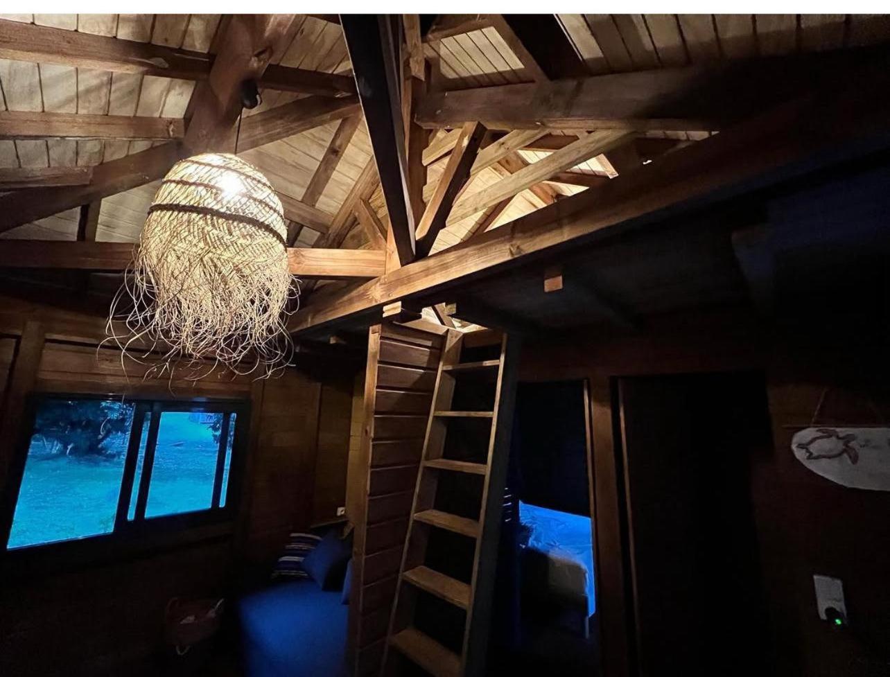 La Kaz A Pepes, Charmant Logement Avec Piscine Lamentin Exterior foto